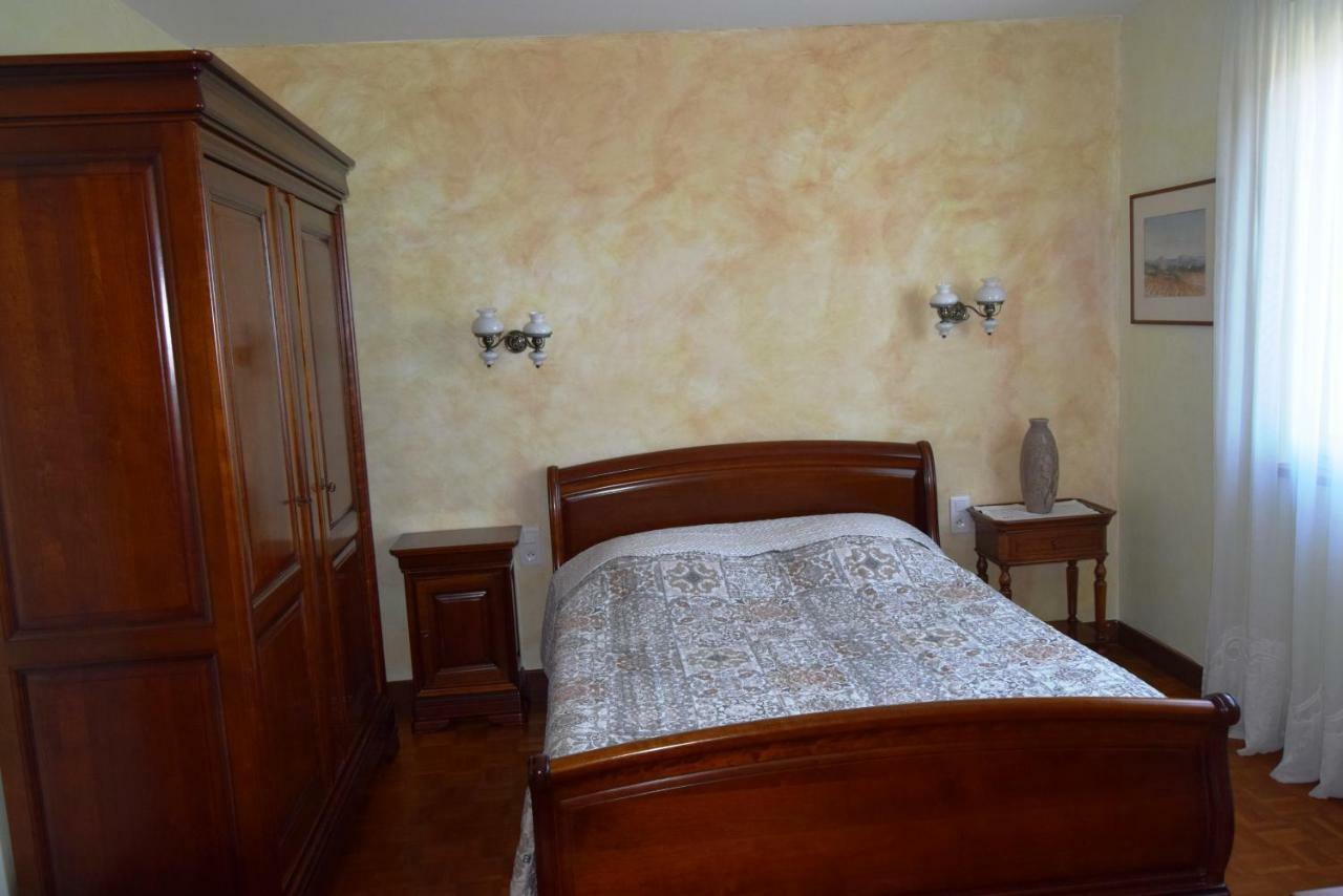 Bed and Breakfast Le Nid De L'Ecureuil Brens  Exterior foto